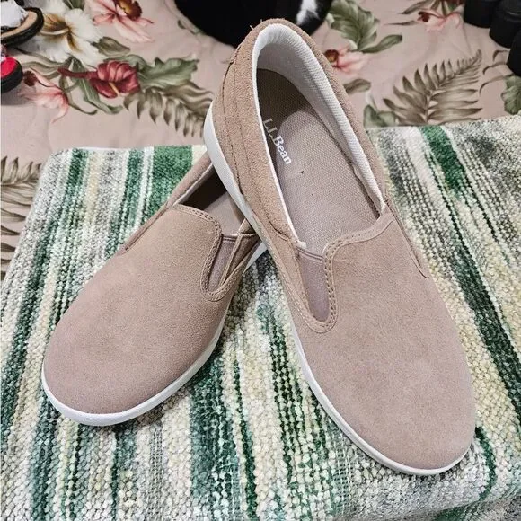 #259 L.L.Bean- Cute! Assorted Sneakers & Slip-On Shoes Sizes Below. - Picture 7 of 11